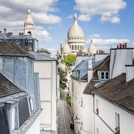 Appartement 3 Bedrooms Sacree Coeur Place Du Tertre Montmartre Paris