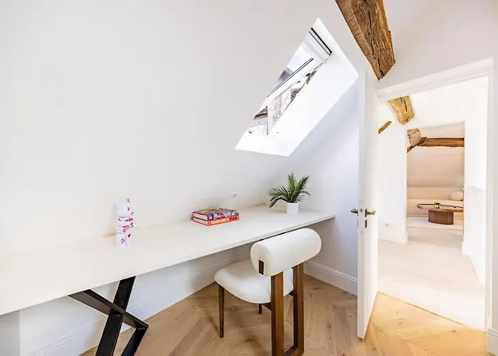 Daire 3 Bedrooms Sacree Coeur Place Du Tertre Montmartre Paris