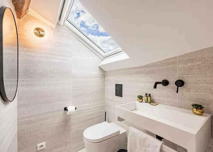 3 Bedrooms Sacree Coeur Place Du Tertre Montmartre * Paris